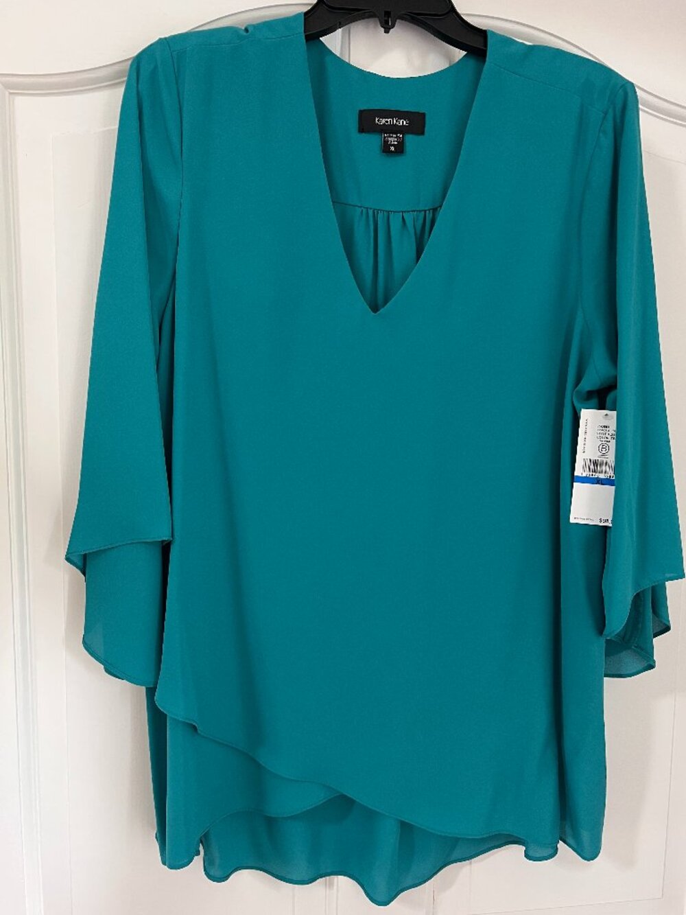 Karen Kane- Teal Bracelet Sleeve Top
